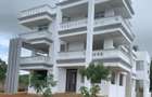 6 Bed Villa with En Suite in Diani - 1