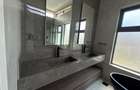 5 Bed Townhouse with En Suite in Runda - 17