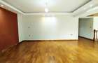 5 Bed Townhouse with En Suite in Lavington - 6