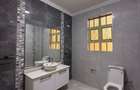 6 Bed House with En Suite in Nyari - 9