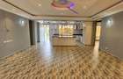3 Bed House with En Suite at - 1