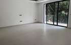 3 Bed Apartment with En Suite in Brookside - 9