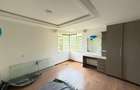 4 Bed Townhouse with En Suite in Kitisuru - 14
