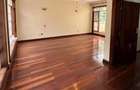 5 Bed Townhouse with En Suite in Kyuna - 13