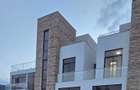4 Bed Townhouse with En Suite at Kamakis - 1