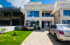 5 Bed Townhouse with En Suite at Mugutha - 3