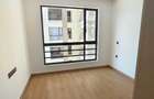 2 Bed Apartment with Swimming Pool in Riverside - 5