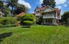 5 Bed Townhouse with En Suite in Kitisuru - 1