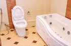 5 Bed House with En Suite in Nyari - 9