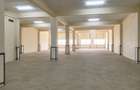 5,600 ft² Shop in Industrial Area - 2