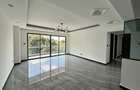 4 Bed Apartment with En Suite at Valley Arcade - 1