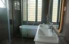 4 Bed House with En Suite at Hill View - 7