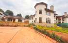 4 Bed Townhouse with En Suite in Nyari - 1