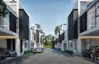 5 Bed Townhouse with En Suite in Lavington - 2