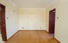 5 Bed Townhouse with En Suite at Lavington Green - 13