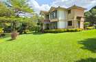 4 Bed Townhouse with En Suite at Rossylin Heights - 1