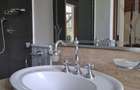 4 Bed House with En Suite in Kitisuru - 14