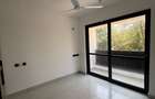 3 Bed Apartment with En Suite at Off Links Road - 4