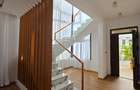 5 Bed Townhouse with En Suite in Lavington - 18