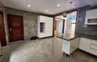 5 Bed Villa with En Suite in Lavington - 6