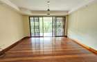 5 Bed Townhouse with En Suite in Lavington - 17