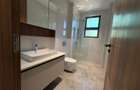 3 Bed Apartment with En Suite in Brookside - 3