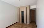 6 Bed Townhouse with En Suite at Lavington Green - 4