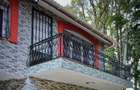 6 Bed Townhouse with En Suite at Brookside - 5