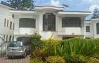 5 Bed House in Riverside - 1