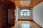 6 Bed House with En Suite in Nyari - 7