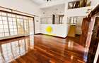 4 Bed House with En Suite in Kyuna - 8