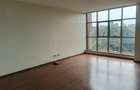 3 Bed Apartment with En Suite at Parklands - 7