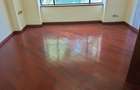 5 Bed Townhouse with En Suite in Lavington - 4