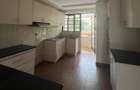 3 Bed Apartment with En Suite in Riverside - 5