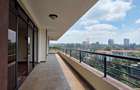 3 Bed Apartment with En Suite in Riverside - 1