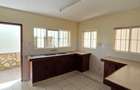 4 Bed Townhouse with En Suite in Spring Valley - 7