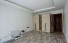 5 Bed Townhouse with En Suite in Lavington - 16