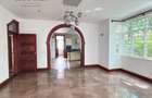 5 Bed House with En Suite at Rosslyn - 10