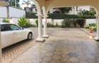 5 Bed House with En Suite in Runda - 11