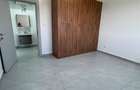 Serviced 1 Bed Apartment with En Suite at 1St Avanue - 3