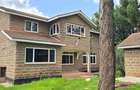 4 Bed Townhouse with En Suite at Lavington Off Convent Drive - 1