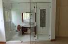 4 Bed Townhouse with En Suite at Riverside - 14