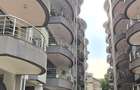 3 Bed Apartment with En Suite at Riverside Drive - 5