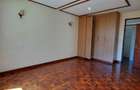 4 Bed Townhouse with En Suite at Lavington - 12