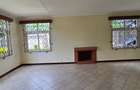 4 Bed Townhouse with En Suite at Lavington Off Convent Drive - 17