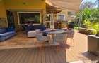 5 Bed House with En Suite at Mimosa Drive - 8