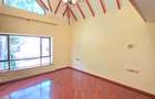 5 Bed Townhouse with En Suite at Convent Drive - 16