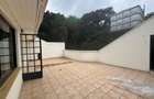 5 Bed Townhouse with En Suite in Lavington - 6