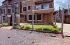 5 Bed Townhouse with En Suite in Ridgeways - 1