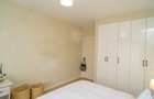 Furnished 2 Bed Apartment with En Suite at Riverside Drive - 16